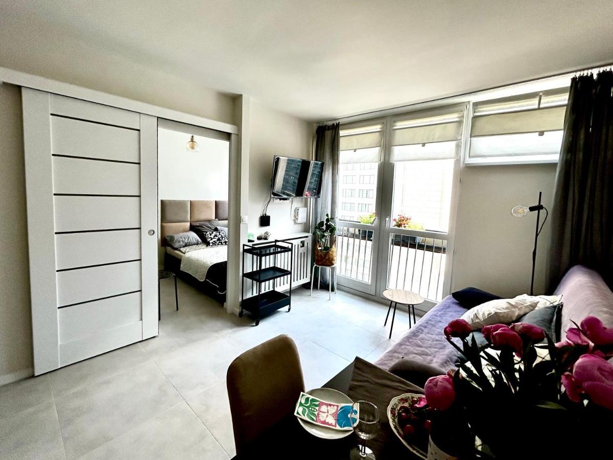 Sky Apartment Comfy Suite Pereca Varsovie Extérieur photo